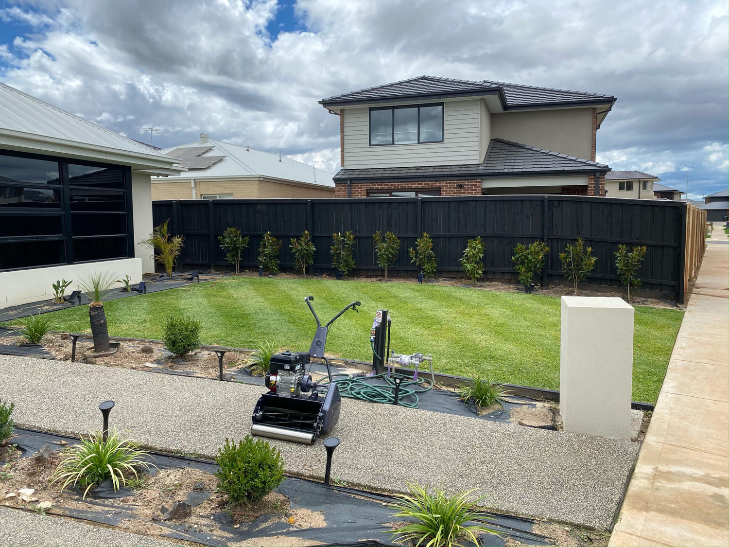 lawn mowing Melbourne, lawn care, lawn care near me, gardening, grounds keeper, weed control, gardener near me, commercial lawn mowing, commercial gardening, commercial lawn care